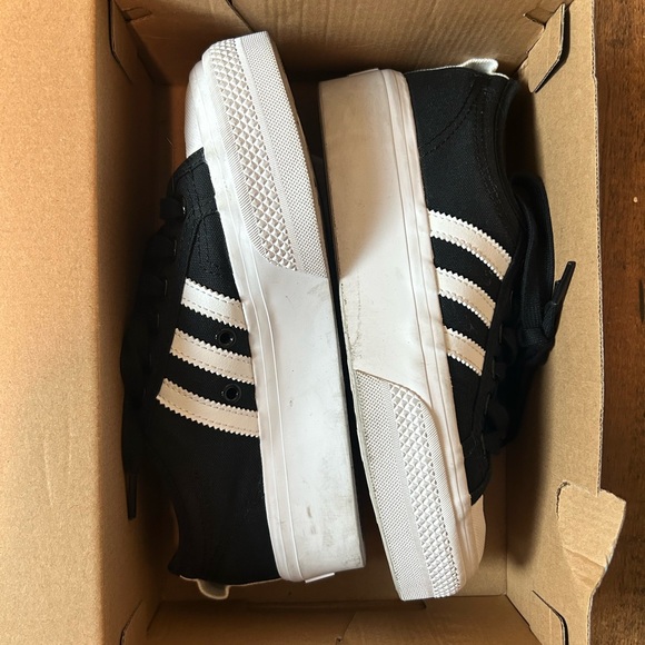 Adidas nizza platform shoes - Picture 3 of 5